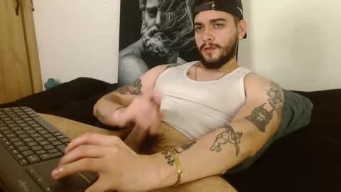 Twitter davidsanctum online show from 01/17/26, 06:40