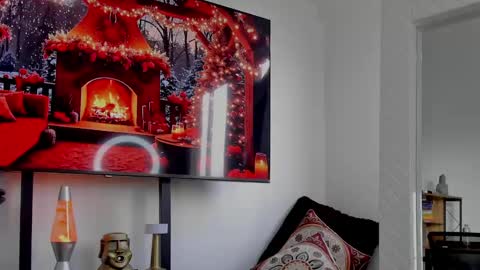 Hey im David that loves to explore and speak their fantasies. Very open talktative and nice. Feel free to chat with me online show from 12/26/24, 02:27