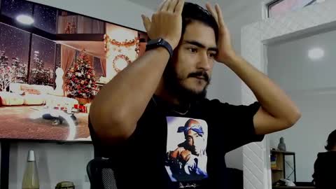 Hey im David that loves to explore and speak their fantasies. Very open talktative and nice. Feel free to chat with me online show from 12/27/24, 11:50