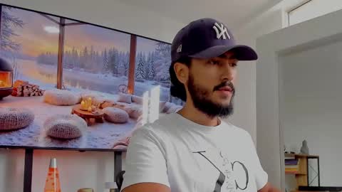 Hey im David that loves to explore and speak their fantasies. Very open talktative and nice. Feel free to chat with me online show from 12/29/24, 04:08