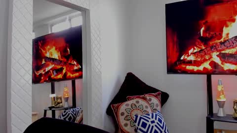 Hey im David that loves to explore and speak their fantasies. Very open talktative and nice. Feel free to chat with me online show from 01/11/25, 03:31