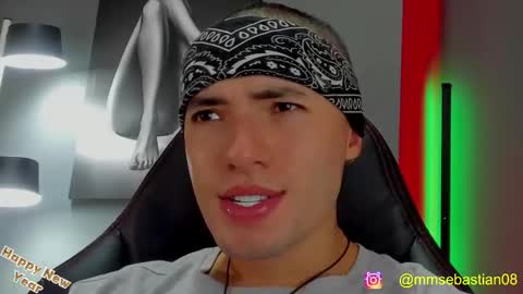 Snapshot of david_jons7 chatting on 01/06/26, 01:20 David Jons online show from 01/06/26, 01:20