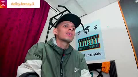 Snapshot of david_latin666_ chatting on 03/07/25, 12:26 David online show from 03/07/25, 12:26