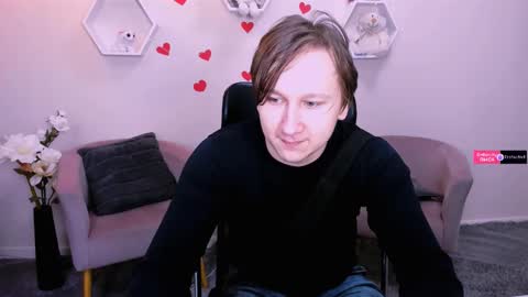 Snapshot of david_lovee chatting on 03/05/25, 12:33 David online show from 03/05/25, 12:33