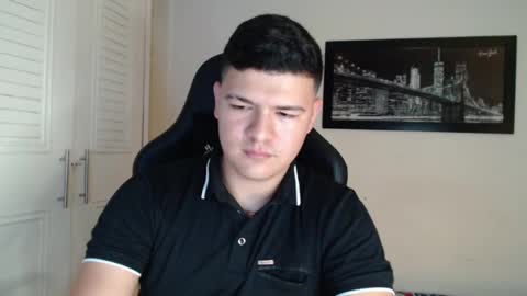 Snapshot of david_smit_ chatting on 12/13/24, 04:22 david smit online show from 12/13/24, 04:22