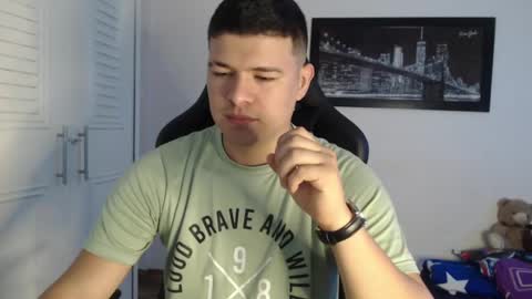 Snapshot of david_smit_ chatting on 12/31/24, 08:45 david smit online show from 12/31/24, 08:45