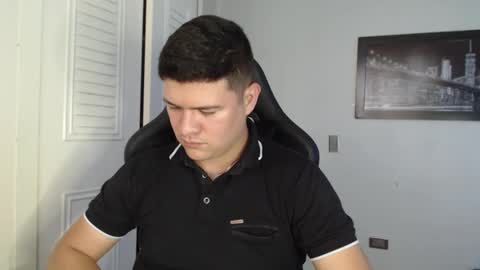 Snapshot of david_smit_ chatting on 01/08/25, 08:18 david smit online show from 01/08/25, 08:18