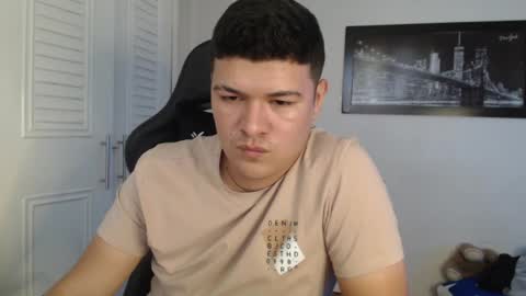 Snapshot of david_smit_ chatting on 01/18/25, 07:48 david smit online show from 01/18/25, 07:48