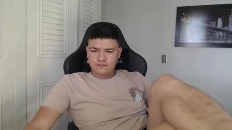 Snapshot of david_smit_ chatting on 01/21/25, 07:06 david smit online show from 01/21/25, 07:06