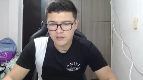 Snapshot of david_smit_ chatting on 03/01/25, 06:43 david smit online show from 03/01/25, 06:43