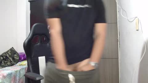 Snapshot of david_smit_ chatting on 03/06/25, 06:26 david smit online show from 03/06/25, 06:26