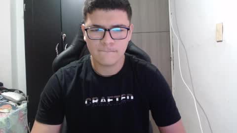 Snapshot of david_smit_ chatting on 03/12/25, 02:34 david smit online show from 03/12/25, 02:34