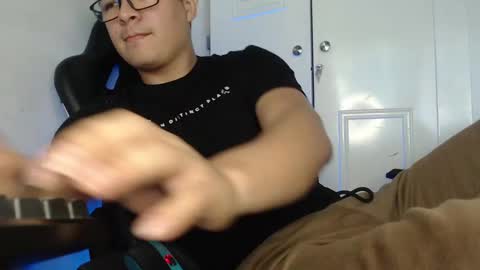 Snapshot of david_smit_ chatting on 09/15/25, 03:56 david smit online show from 09/15/25, 03:56