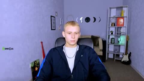 Snapshot of david_sunny chatting on 11/20/25, 06:57 David online show from 11/20/25, 06:57