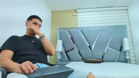 Snapshot of david_victoriaa chatting on 04/21/26, 12:55 david_victoriaa online show from 04/21/26, 12:55