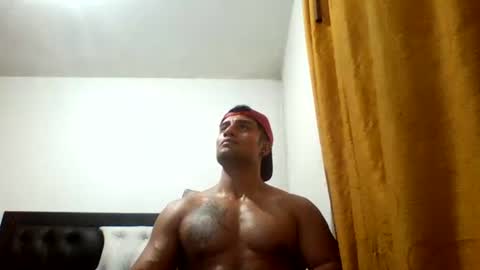 Snapshot of davidcr89 chatting on 02/16/25, 07:04 davidcr89 online show from 02/16/25, 07:04