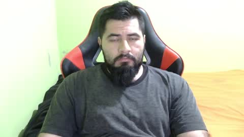 Snapshot of daviddelz chatting on 12/16/24, 04:45 David online show from 12/16/24, 04:45