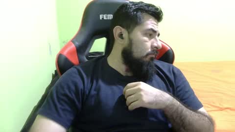 Snapshot of daviddelz chatting on 12/25/24, 08:07 David online show from 12/25/24, 08:07