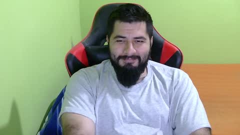 Snapshot of daviddelz chatting on 02/06/25, 06:18 David online show from 02/06/25, 06:18