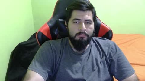 Snapshot of daviddelz chatting on 12/04/25, 06:12 David online show from 12/04/25, 06:12