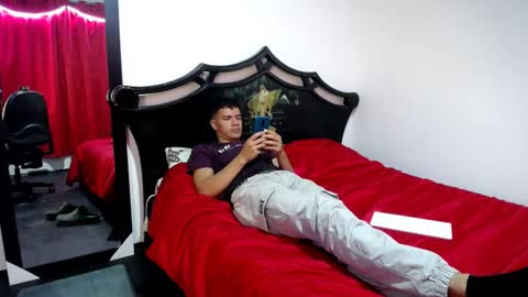 Snapshot of davidkaloc chatting on 02/06/25, 07:24 David online show from 02/06/25, 07:24