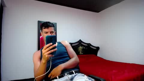 Snapshot of davidkaloc chatting on 02/10/25, 11:45 David online show from 02/10/25, 11:45