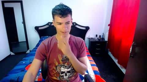 Snapshot of davidkaloc chatting on 02/24/25, 09:41 David online show from 02/24/25, 09:41