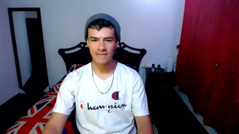 Snapshot of davidkaloc chatting on 03/05/25, 02:14 David online show from 03/05/25, 02:14