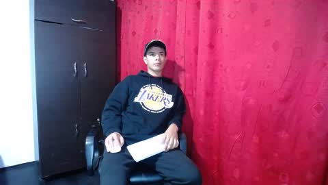 Snapshot of davidkaloc chatting on 10/24/25, 02:52 David online show from 10/24/25, 02:52