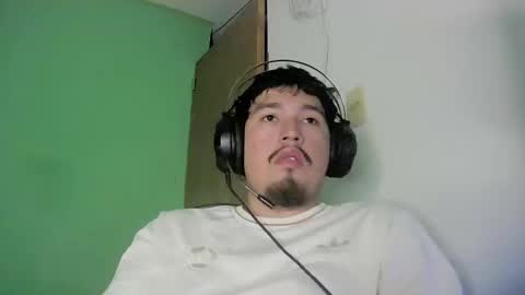 Snapshot of davidlasecuela chatting on 02/19/26, 03:24 DavidSkinny online show from 02/19/26, 03:24