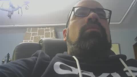 Snapshot of davidmax245 chatting on 12/21/24, 08:32 davidmax245 online show from 12/21/24, 08:32