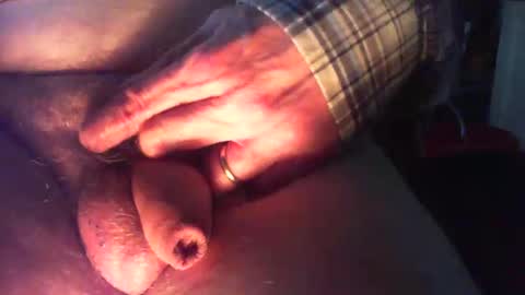 Snapshot of davidneedmore chatting on 01/24/25, 03:34 davidneedmore online show from 01/24/25, 03:34