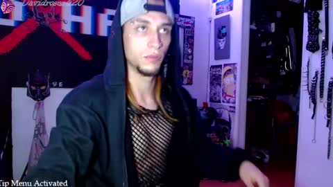 Snapshot of davidroses420 chatting on 03/10/25, 02:17 online show from 03/10/25, 02:17