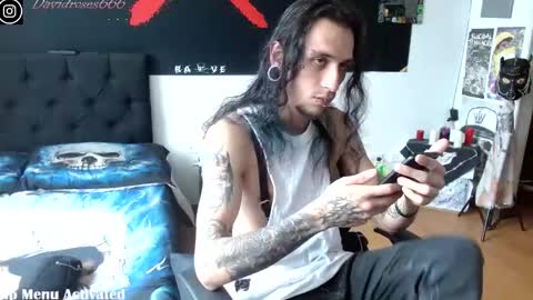 Snapshot of davidroses420 chatting on 10/09/25, 08:29 online show from 10/09/25, 08:29