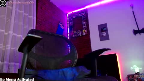   online show from 11/24/25, 05:40