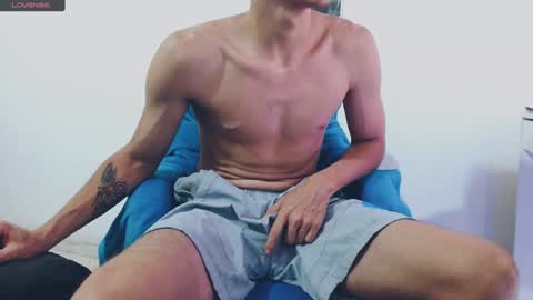 davidsalazar33 online show from 01/21/25, 05:05