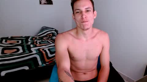 Snapshot of davidsalazar33 chatting on 10/02/25, 12:17 davidsalazar33 online show from 10/02/25, 12:17