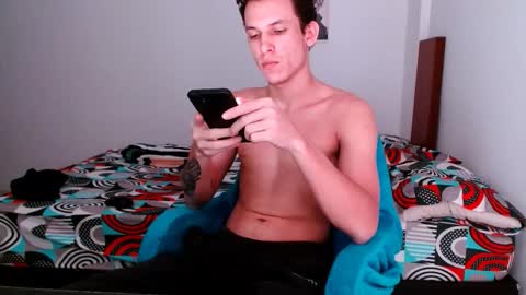 davidsalazar33 online show from 10/28/25, 05:00