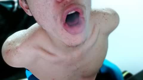 Snapshot of davidsalazar33 chatting on 10/31/25, 06:14 davidsalazar33 online show from 10/31/25, 06:14