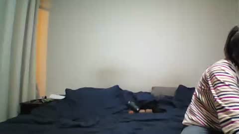 Snapshot of davidstong_cam chatting on 05/19/26, 06:25 Davidstrong cam online show from 05/19/26, 06:25