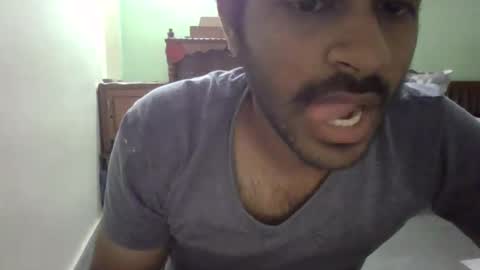 Snapshot of davidvishu975 chatting on 04/10/26, 01:16 Dude97 online show from 04/10/26, 01:16