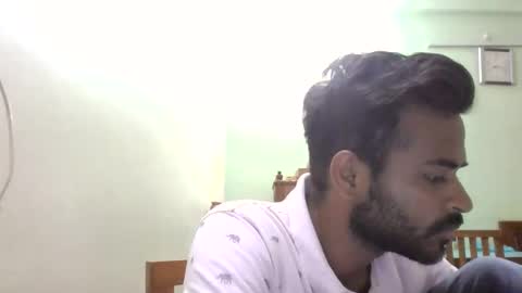Snapshot of davidvishu975 chatting on 06/06/26, 02:44 Dude97 online show from 06/06/26, 02:44