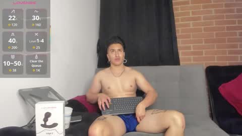 Snapshot of davidx_x21 chatting on 12/05/25, 09:40 davidx_x21 online show from 12/05/25, 09:40