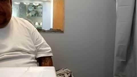 davidzhere222800 online show from 11/10/25, 11:15