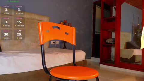 Snapshot of daviid_huge chatting on 11/25/25, 01:27 daviid_huge online show from 11/25/25, 01:27