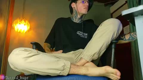 daviid_huge online show from 05/16/26, 07:23