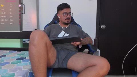 David Evans online show from 10/13/25, 10:04