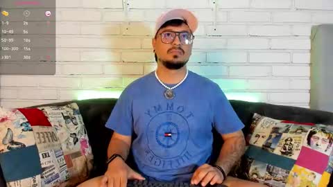 Snapshot of daviidevans chatting on 11/30/25, 12:42 David Evans online show from 11/30/25, 12:42