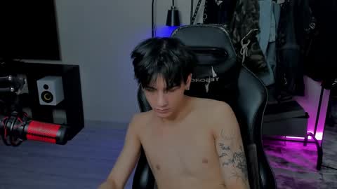 davis online show from 02/10/25, 07:26