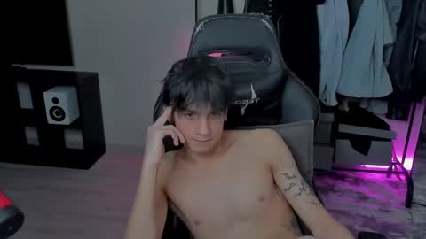 davis online show from 02/18/25, 11:52